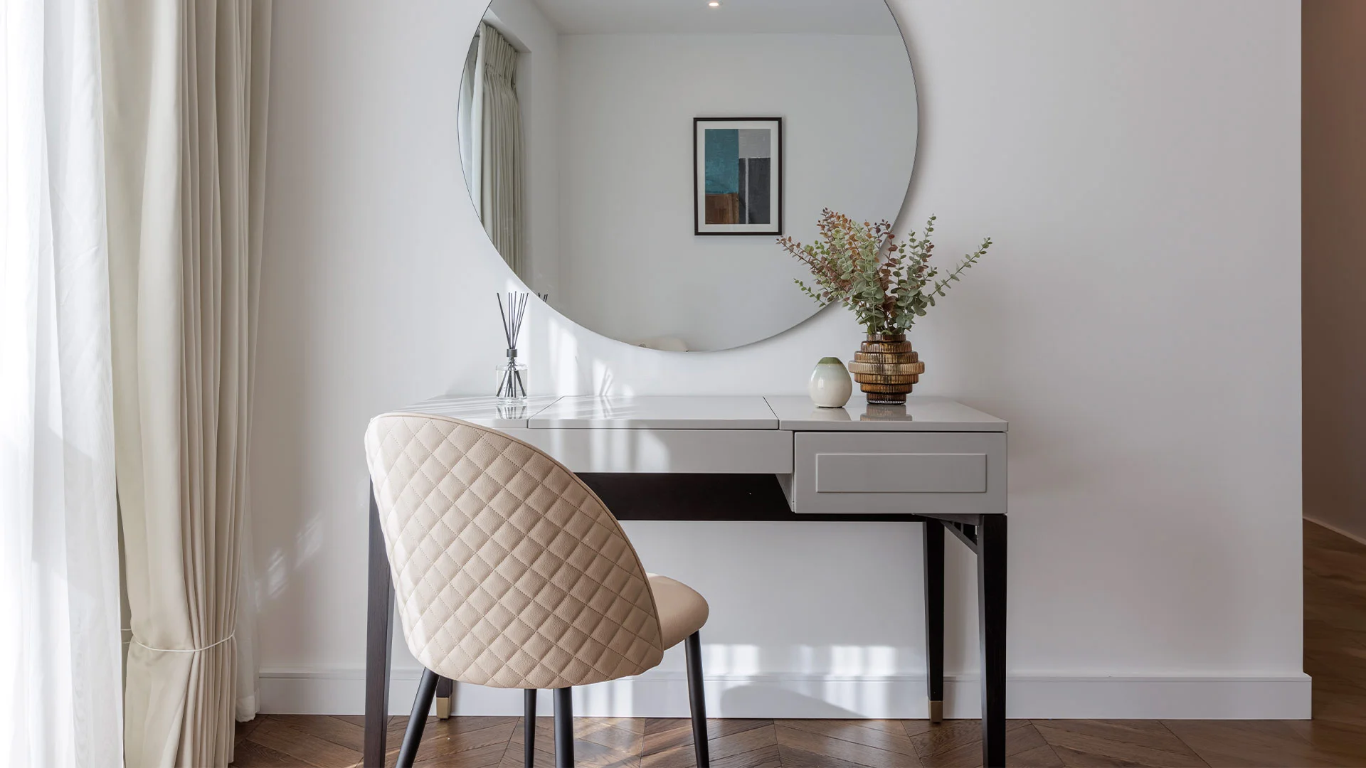 Modern workspace setup in expat furniture package apartment London