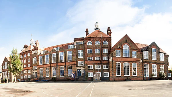 Popular Schools Nearby
