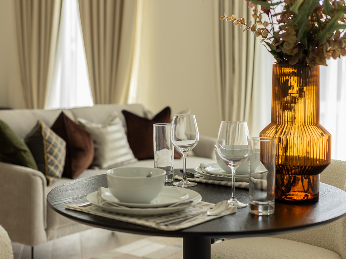 Affordable short-let furniture package for Dubai apartment with coordinated living and dining décor