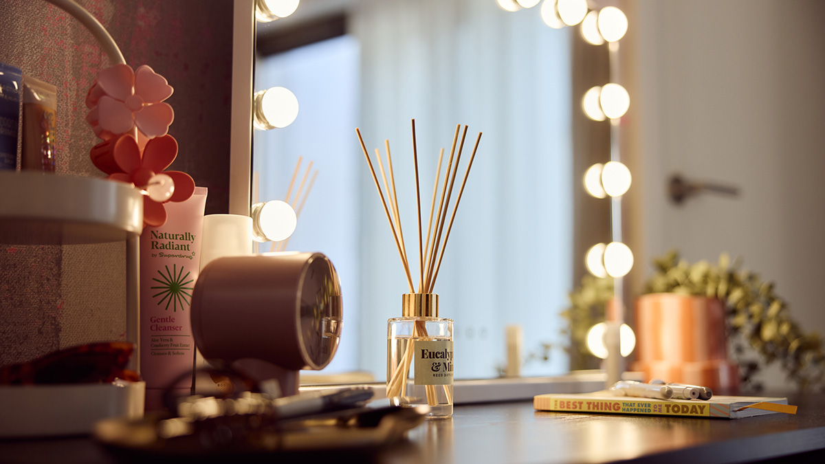 Jewel Box Nook “Room” Ideas for Dubai Apartments: From WFH to Vanity Setups